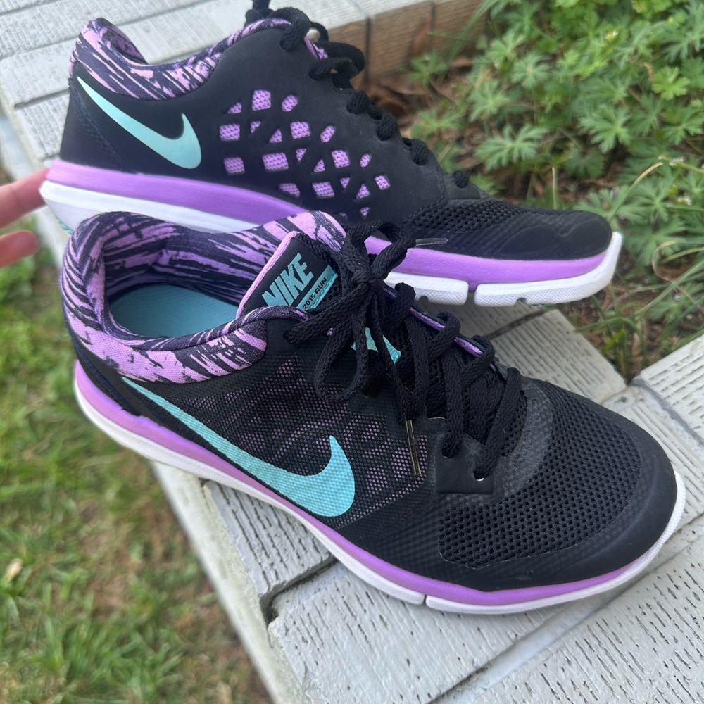 Nike Women's Black Teal Purple Training Sneakers